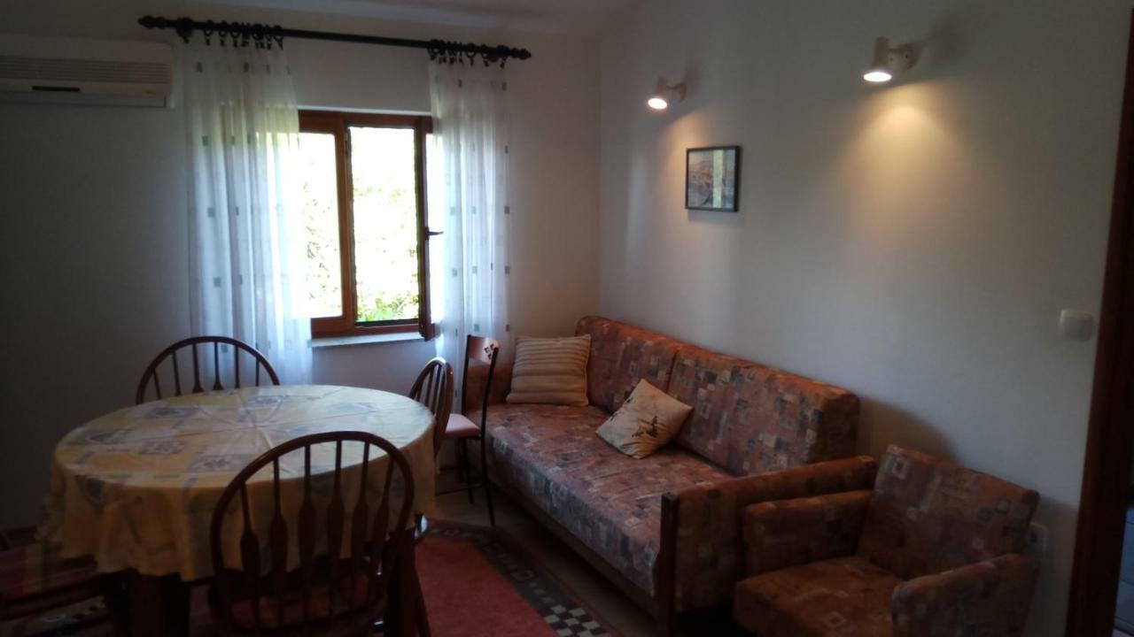 Apartments Stivic Pinezići Εξωτερικό φωτογραφία