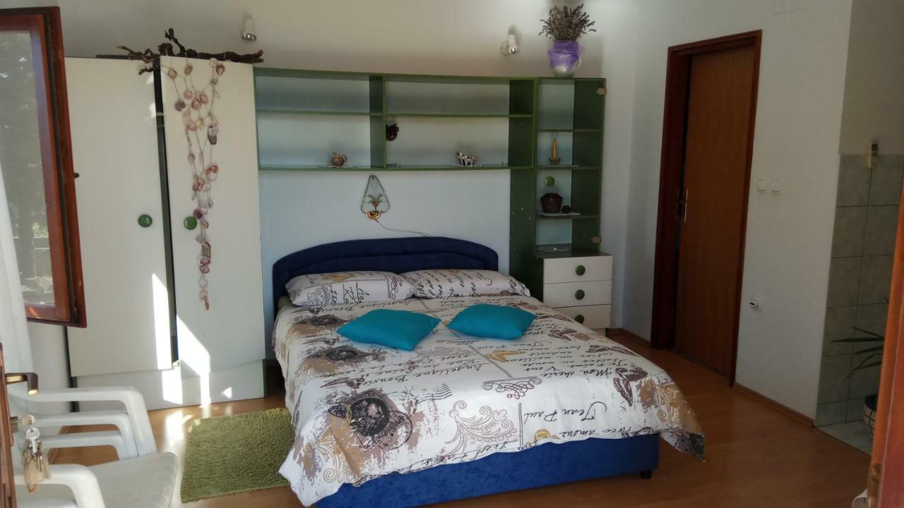Apartments Stivic Pinezići Εξωτερικό φωτογραφία